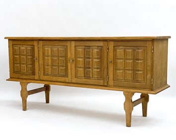 HENNING KJAERNULF STYLE DANISH OAK SIDEBOARD