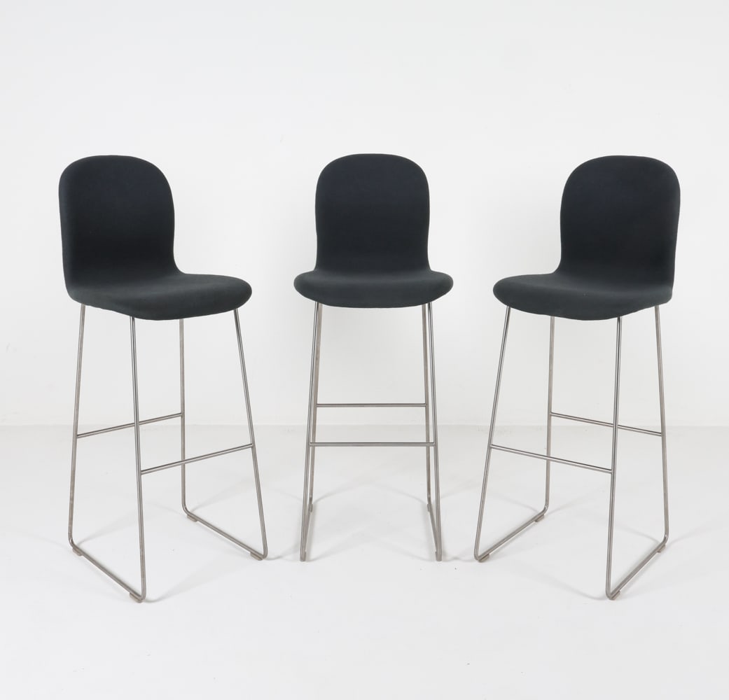 (3) JASPER MORRISON 'TATE SOFT' BAR STOOLS: For Cappellini. Wool upholstery. Contemporary. Dimensions: H 44.5" x W 17.5" x D 15.25" x SH 31.25". Condition: Good presentation overall.