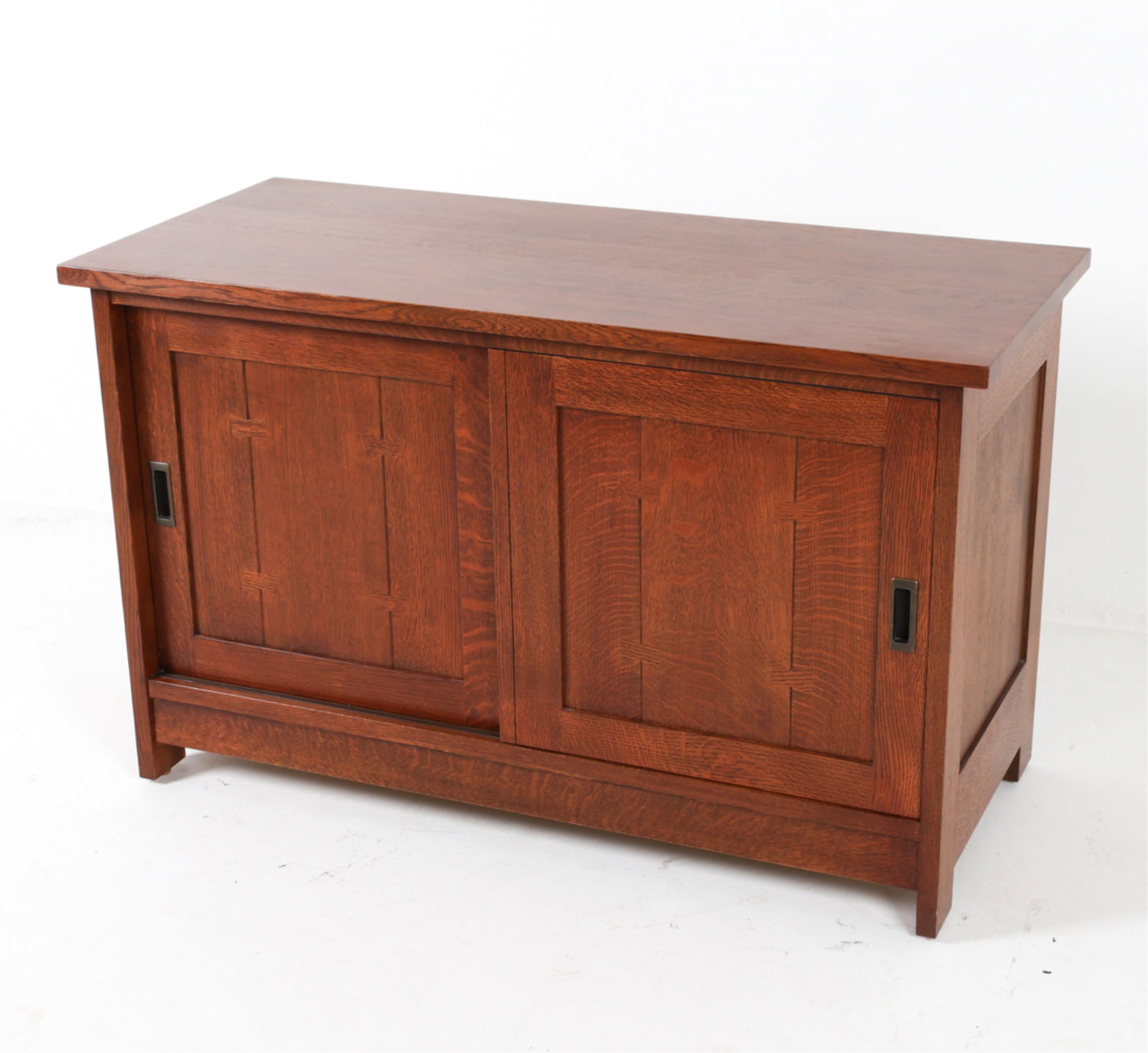 STICKLEY ARTS & CRAFTS MISSION OAK CABINET (1 of 17)