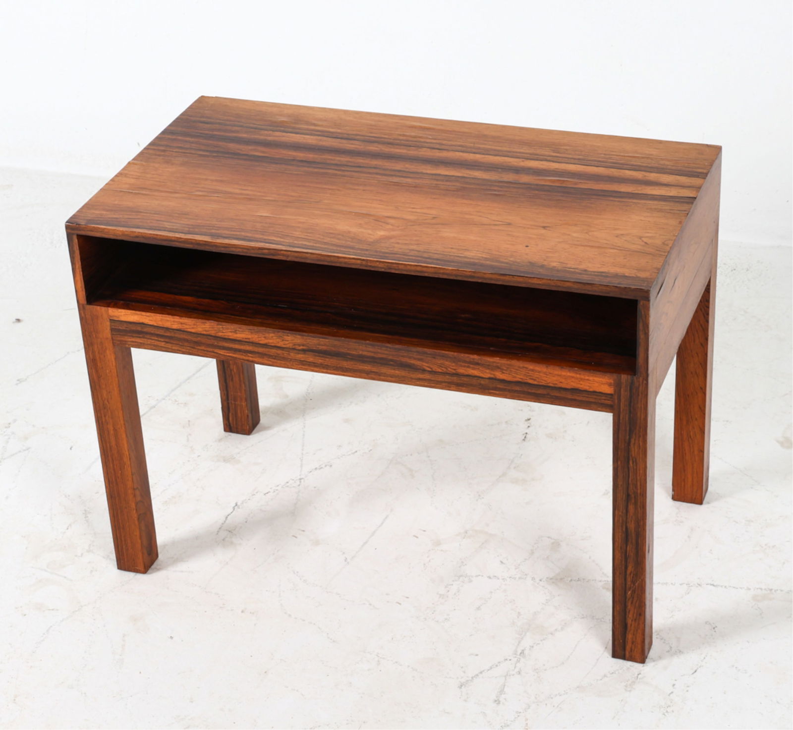 DANISH ROSEWOOD SIDE TABLE MANNER OF KJERSGAARD (1 of 13)