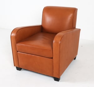 CONTEMPORARY LEATHER CLUB CHAIR