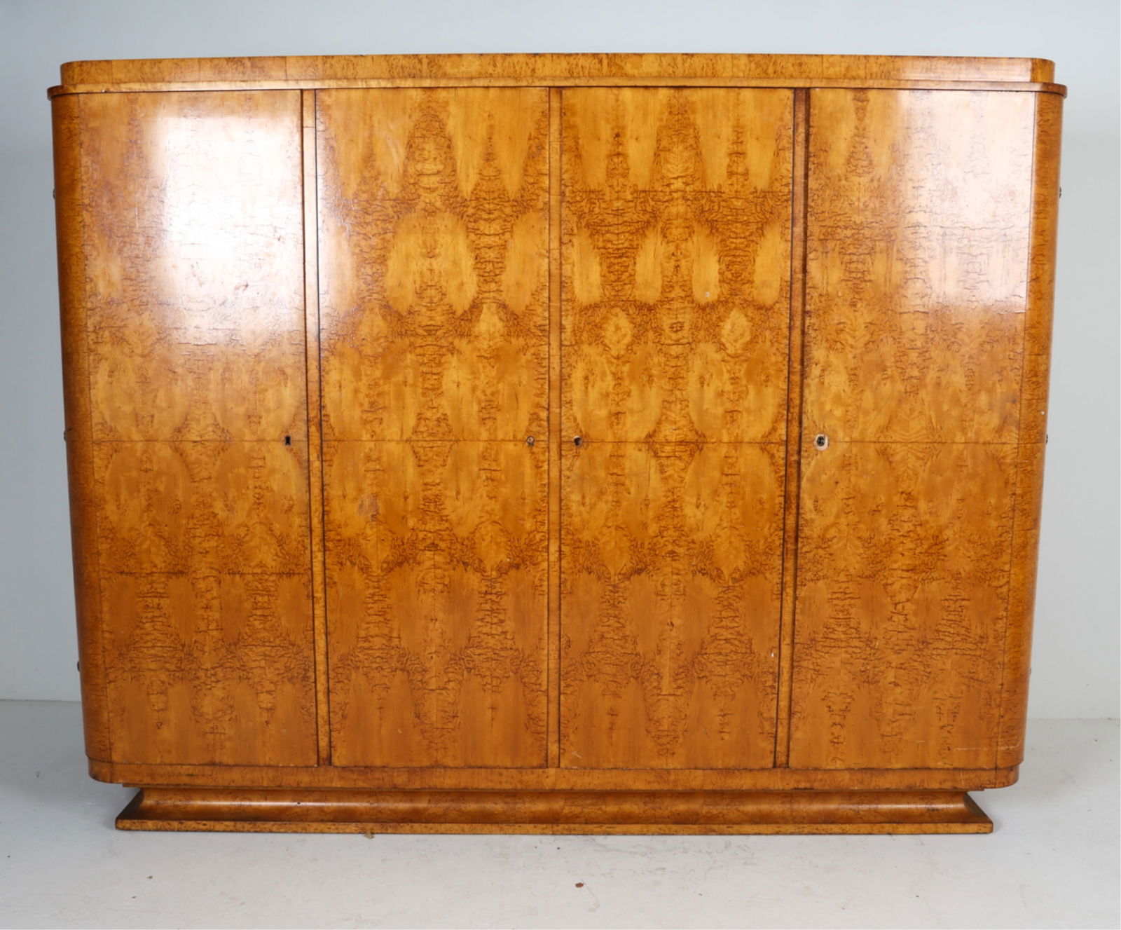ART DECO BURL WALNUT ARMOIRE CABINET (1 of 20)