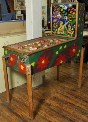 TROPICANA PINBALL MACHINE: Missing play field glass, needs some work Measures: 23" x 52" x 62"
