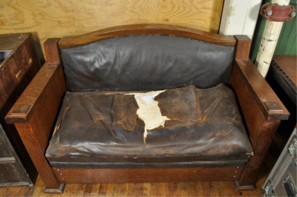 ARTS & CRAFTS OAK LOVESEAT HIDE-AWAY BED: Measures: 63" x 30.5" x 40"