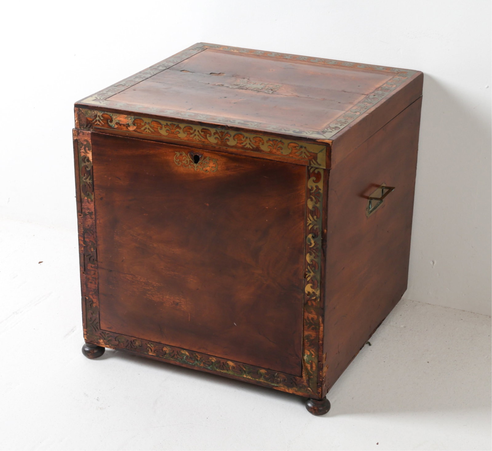 19TH C. BRASS BOULLE INLAID STORAGE BOX TRUNK (1 of 20)