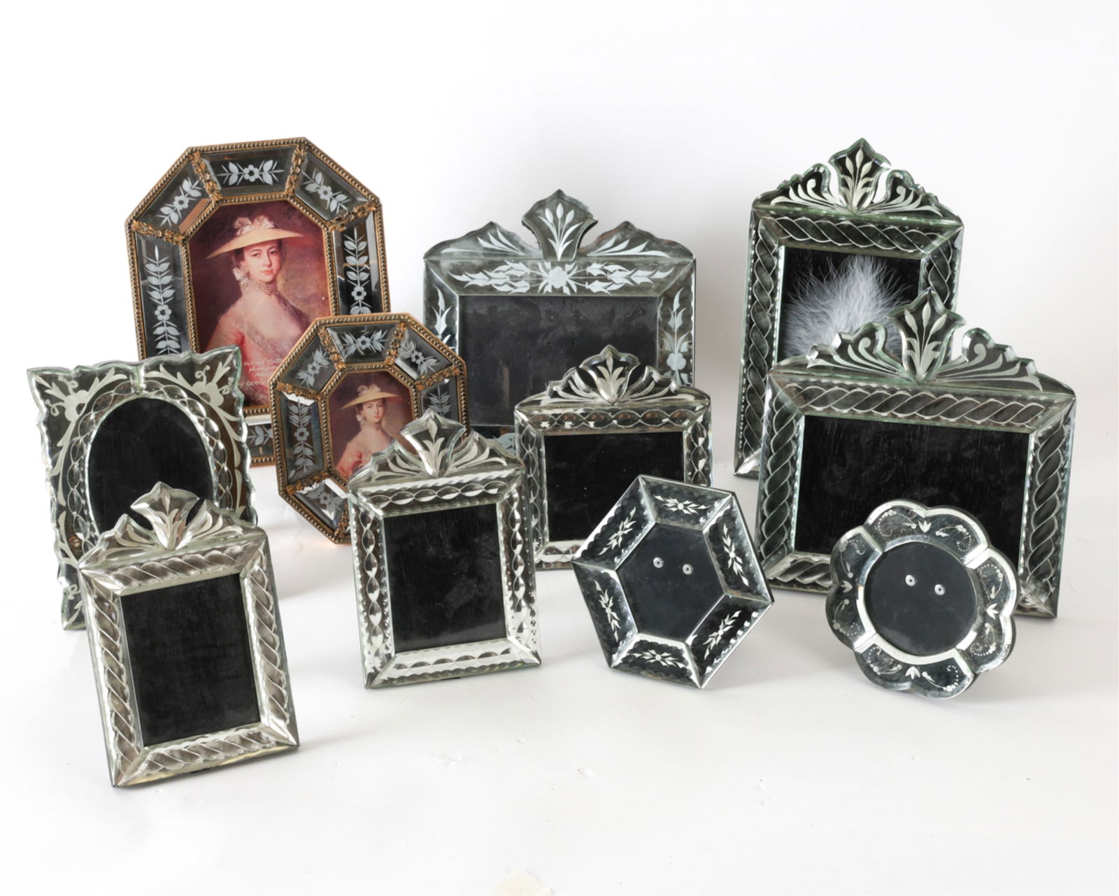 (11) ETCHED GLASS PICTURE FRAME GROUPING (1 of 8)