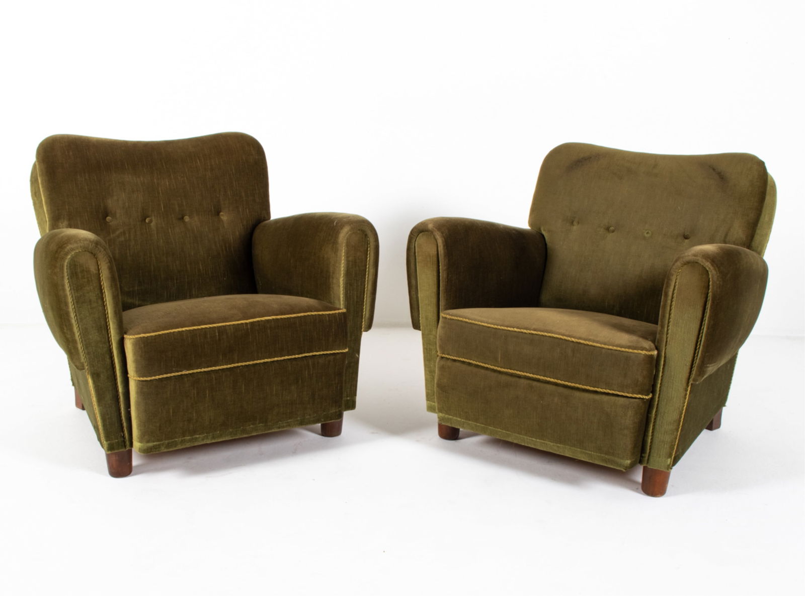 (2) MOGEN LASSEN STYLE LOUNGE CHAIRS C.1940'S (1 of 18)