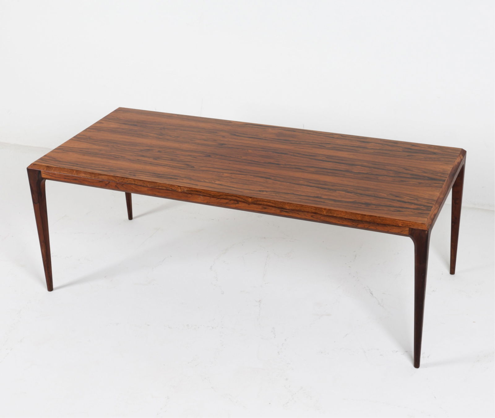 JOHANNES ANDERSEN DANISH ROSEWOOD COFFEE TABLE (1 of 16)
