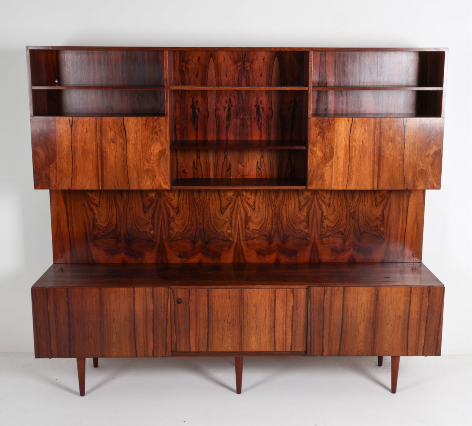 IB KOFOD DANISH ROSEWOOD SIDEBOARD CABINET C.1960S (1 of 20)