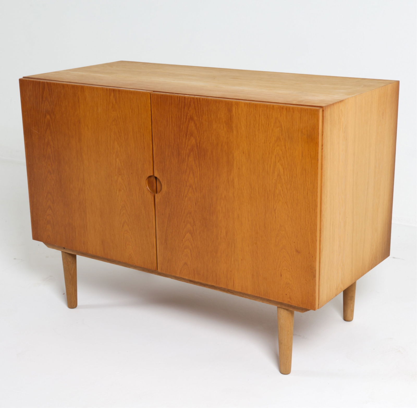 DANISH MID-CENTURY OAK CABINET (1 of 14)