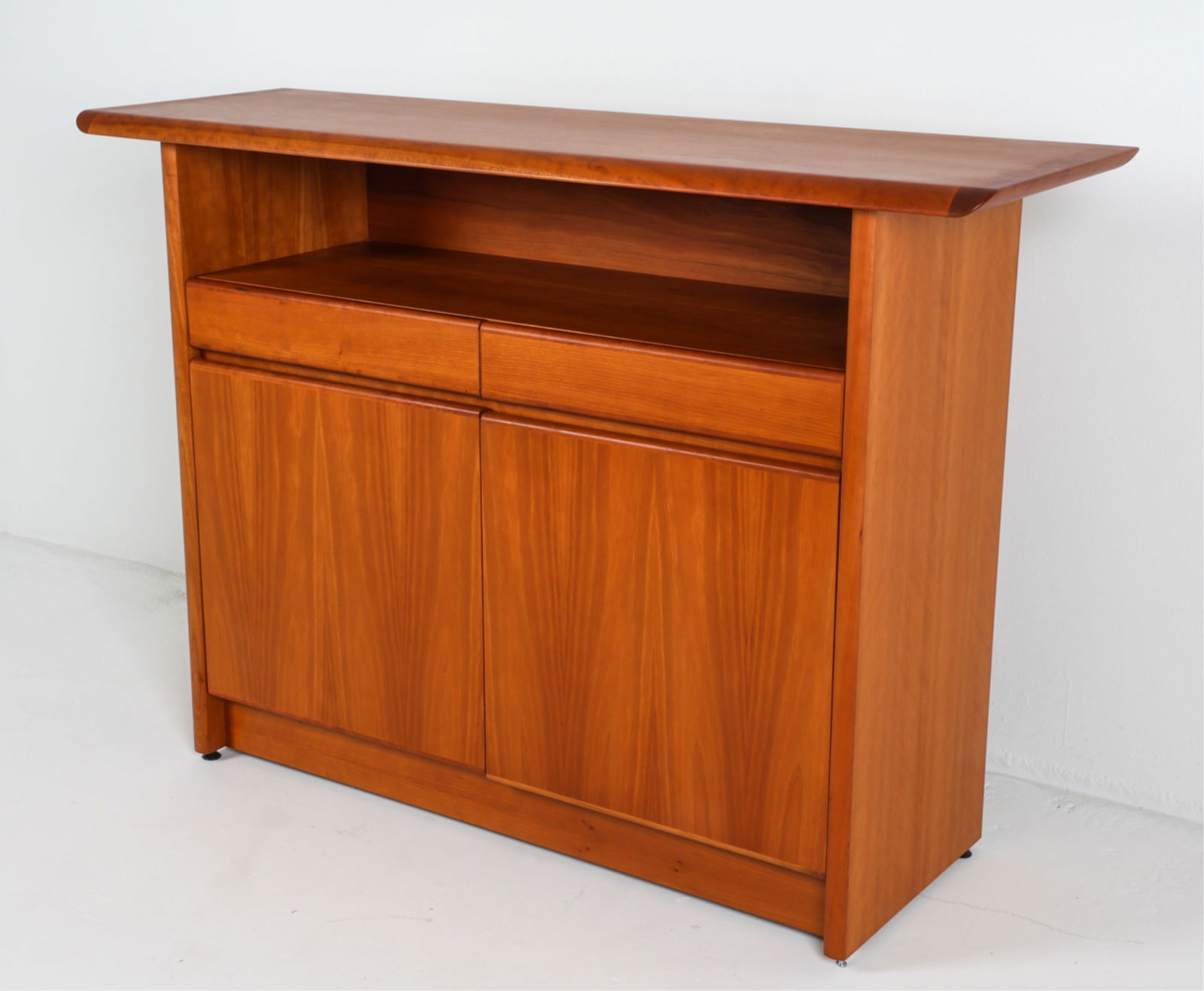 NORDIC TEAK DANISH STYLE SIDEBOARD (1 of 20)