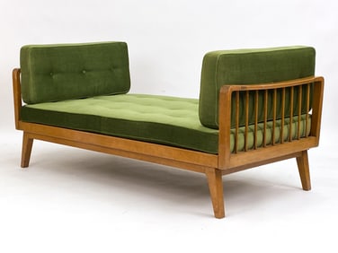WILHELM KNOLL ANTIMOTT MOHAIR DAYBED 1950'S