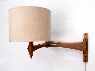 DUTCH OAK SWING ARM BRUTALIST WALL SCONCE C.1950'S