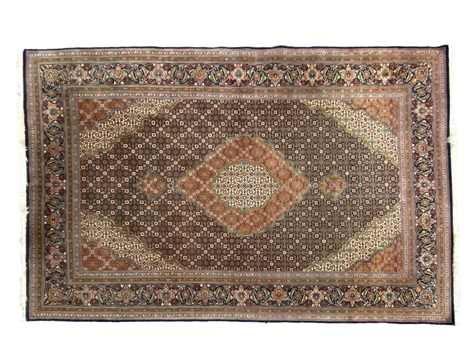 PERSIAN TABRIZ WOOL RUG.C.1970'S: Dimensions: L 110" x W 69.5" Condition: Slight fraying to corners. Minor fading to fringe. Slight musty odor present. Cleaning recommended PJ211