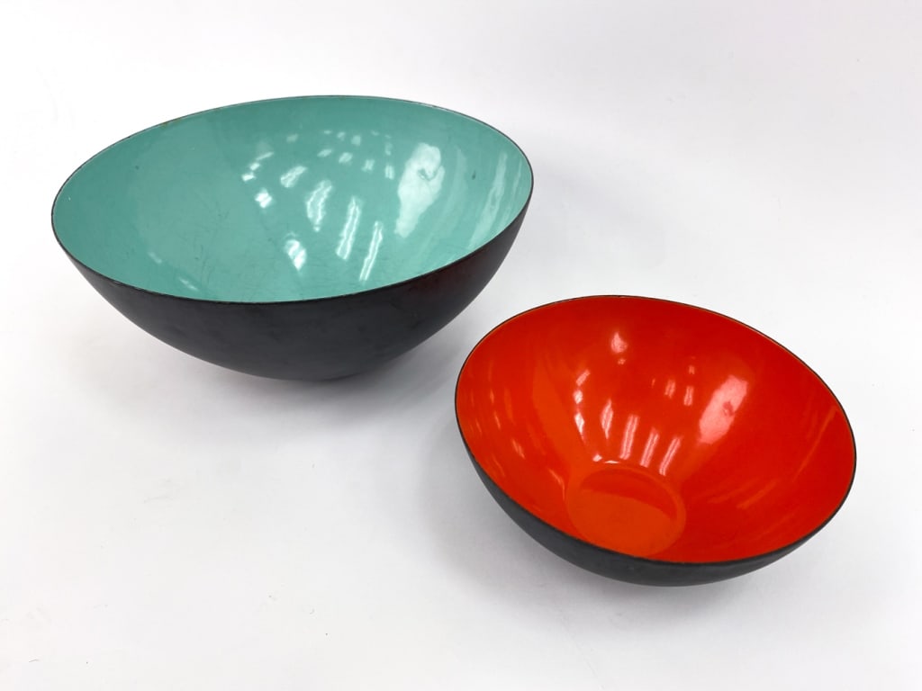 (2) MID-CENTURY HERBERT KRENCHEL KRENIT BOWLS (1 of 13)