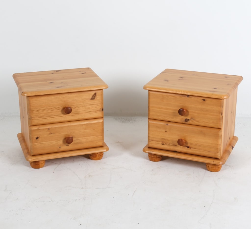 PAIR OF SWEDISH PINE NIGHTS STANDS C.1980'S (1 of 14)