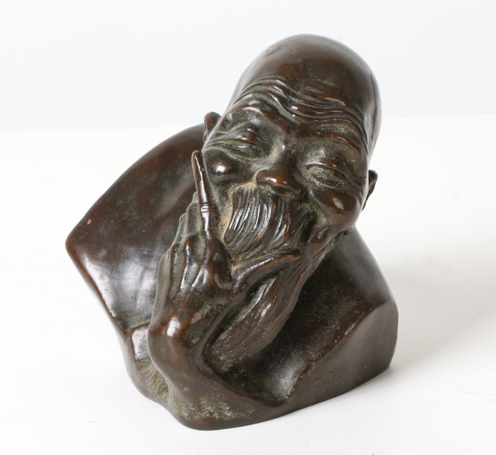 GASTON HAUCHECORNE (1880-1945) BRONZE SCULPTURE: Signed 'GH' along lower edge. Mid 20th century. Dimensions: H 4" x W 4" x D 3.5". Condition: Few minor scuffs, good presentation overall.