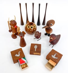 GROUPING OF MID-CENTURY TEAK OBJECTS & ANIMALS