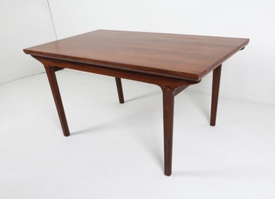 OMANN JUN STYLE ROSEWOOD EXTENDING DINING TABLE