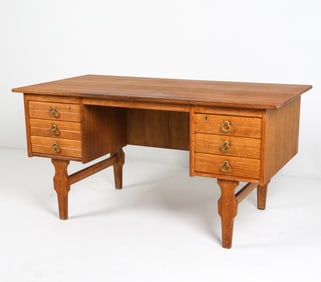 KJAERNULF STYLE DANISH OAK WRITING DESK C.1970'S