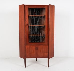 ATTR. OMANN JUN TEAK DANISH CORNER CABINET C.1970S