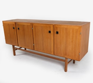 MID-CENTURY DANISH OAK SIDEBOARD C.1970'S
