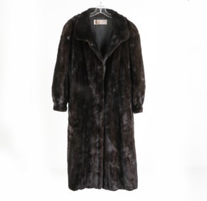 VINTAGE ROYAL SAGA MINK FUR COAT C. 1980'S