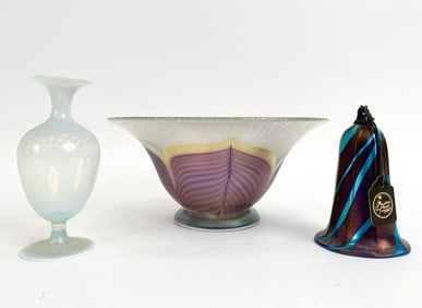 (3) IRIDESCENT ART GLASS GROUPING