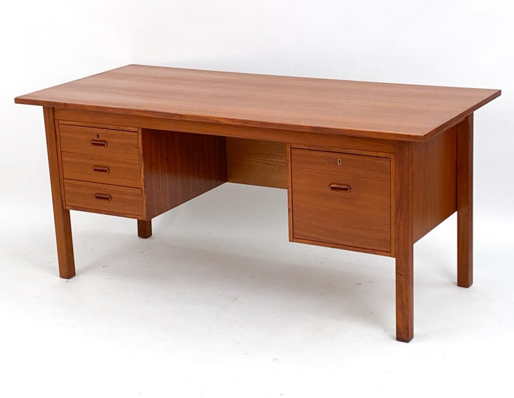MAURICE VILLENCY DANISH TEAK DESK (1 of 19)