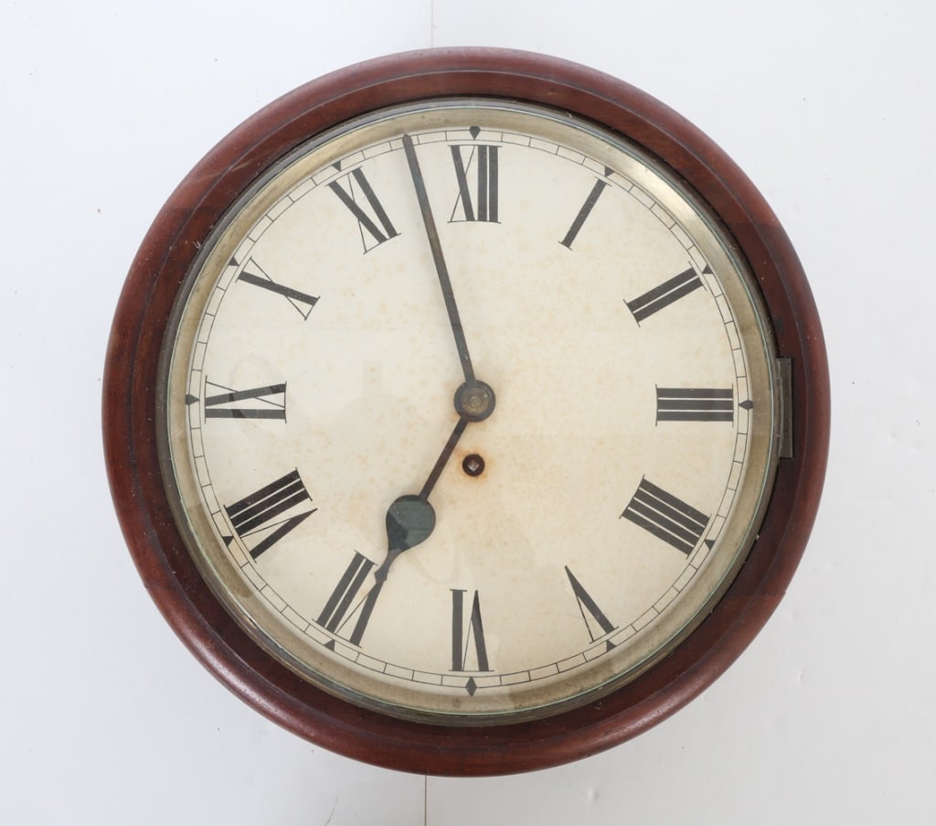 GRIMSHAW & DAXTER OAK WALL CLOCK (1 of 9)