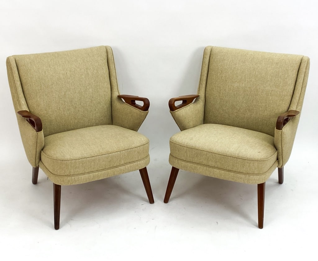 ATTR. CHRESTEN FINDAHL WOOL & TEAK LOUNGE CHAIRS (1 of 15)