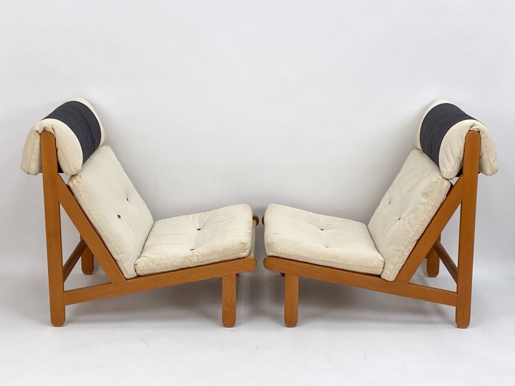 PAIR LOUNGE CHAIRS BY BERNT PETERSEN FOR SCHIANG (1 of 18)