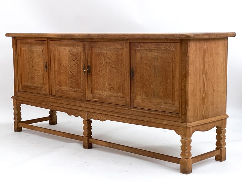 HENNING KJAERNULF STYLE DANISH OAK SIDEBOARD (1 of 13)
