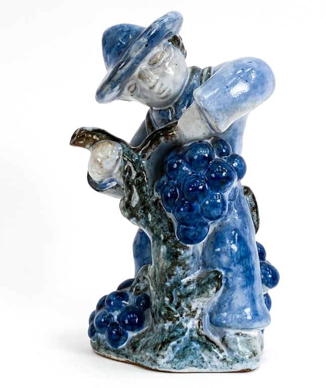 DANISH HJORTH BORNHOLM CERAMIC FIGURINE (1 of 8)