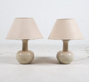 PAIR OF CERAMIC VASE TABLE LAMPS