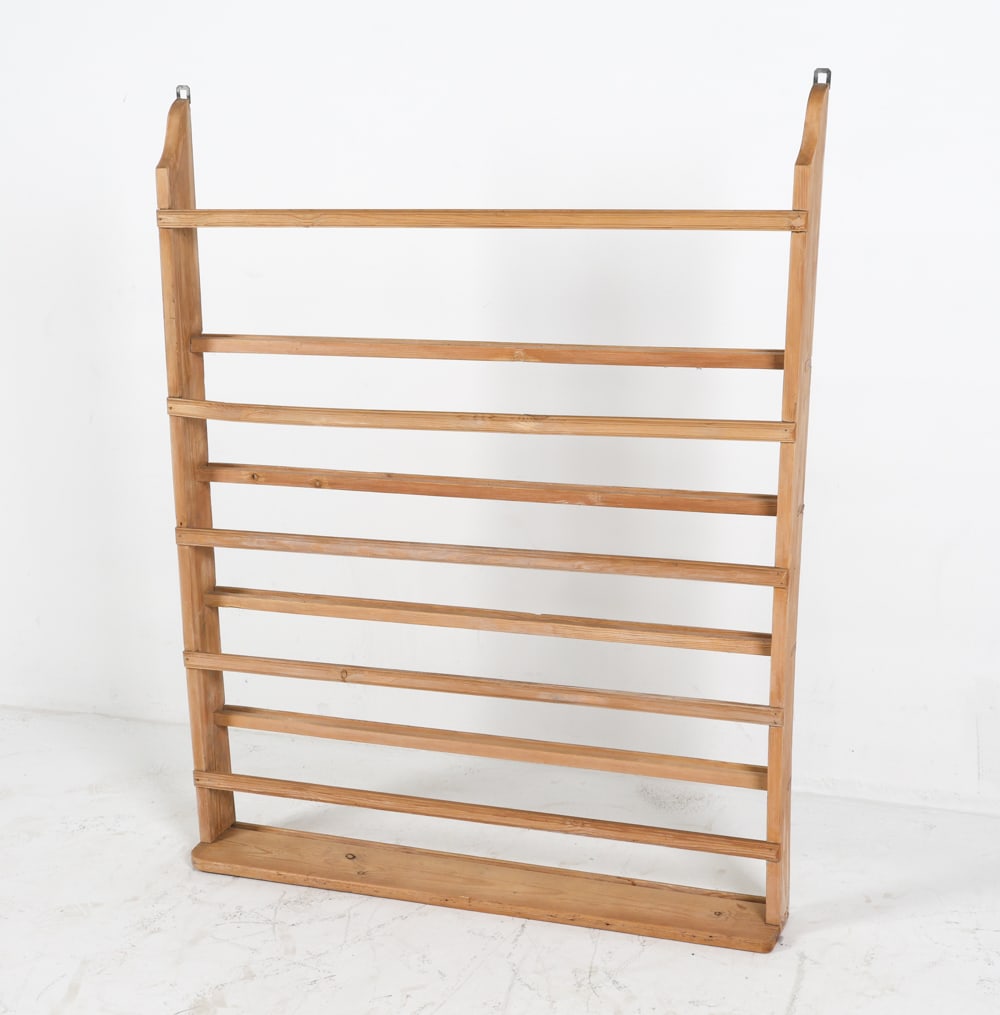 VINTAGE PINE WALL SHELF (1 of 11)
