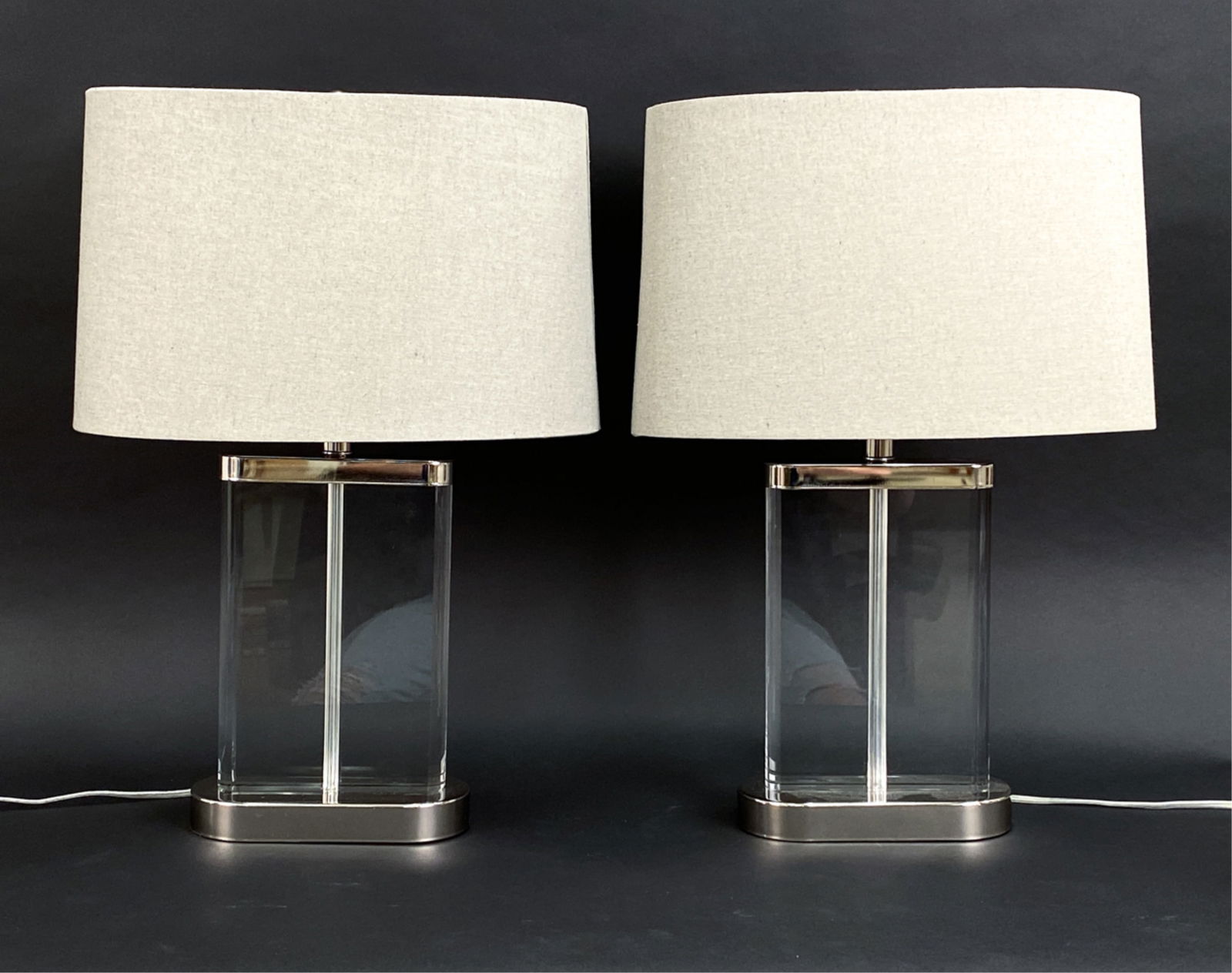 PAIR OF GLASS AND CHROME CONTEMPORARY TABLE LAMPS (1 of 8)