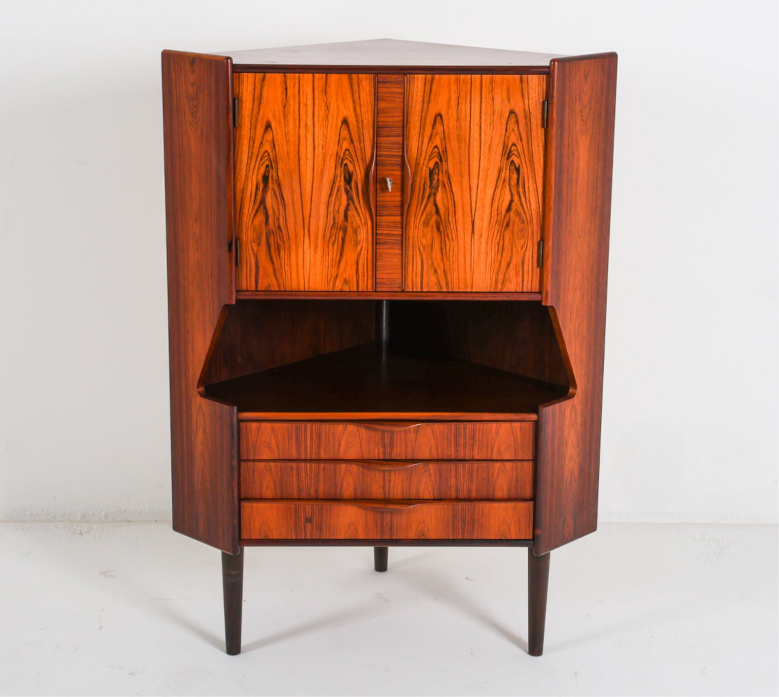 GUNNAR FALSIG ROSEWOOD CORNER CABINET C. 1960'S (1 of 19)