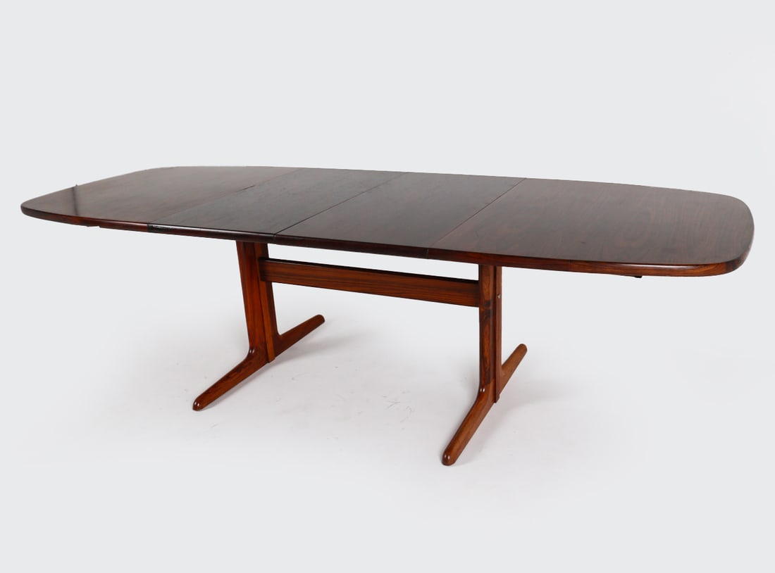 DANISH ROSEWOOD EXTENDING DINING TABLE C.1970'S (1 of 16)