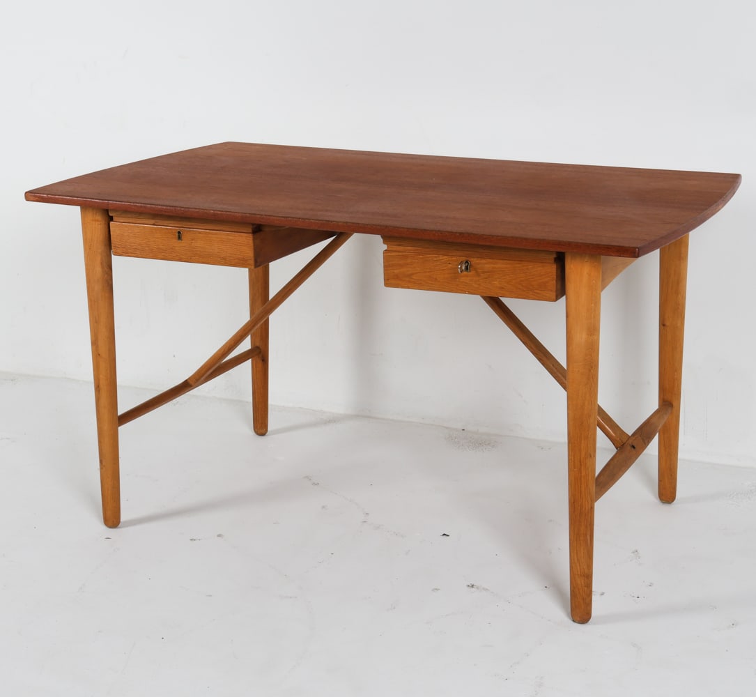 SVEND AAGE MADSEN DANISH TEAK DESK (1 of 14)