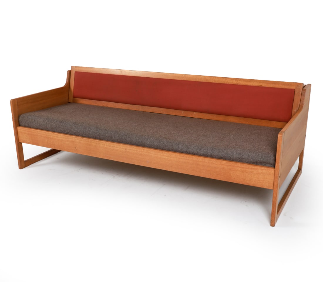 HANS WEGNER STYLE DANISH OAK DAYBED C. 1970'S (1 of 16)