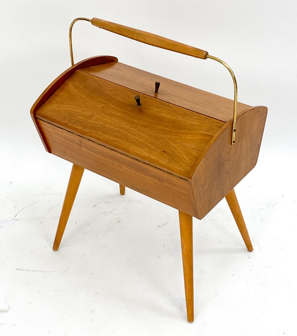 VINTAGE DUTCH WALNUT PORTABLE SEWING BOX (1 of 14)