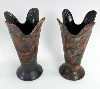 (2) DUMLER & BREIDEN GERMAN POTTERY VASES C. 60'S: West German pottery vases. Circa 1960's Stamped to undersides. Dimensions: H 10"x Dia 6.25" Condition: Slight surface scuffs. Wear consistent with age and use. Presents well overall. PK079