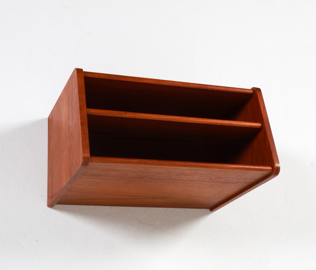 DANISH TEAK WALL SHELF C.1960'S (1 of 11)