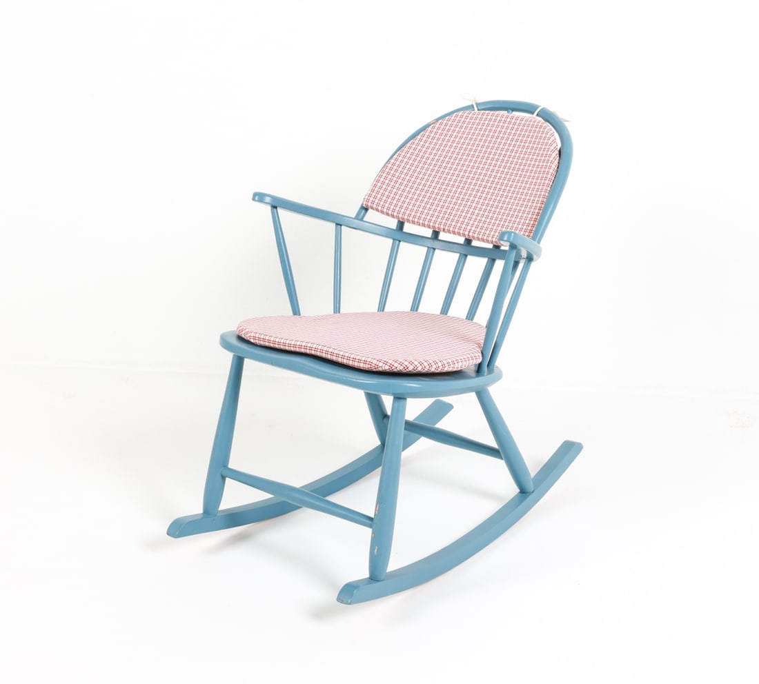 SWEDISH PINE WINDSOR STYLE ROCKING CHAIR C. 1980'S (1 of 13)