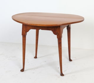 ANTIQUE 18TH C. QUEEN ANNE TAVERN TABLE