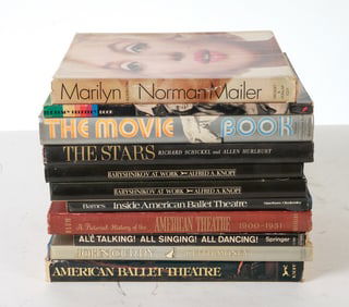 GROUPING OF HOLLYWOOD & THEATER COFFEE TABLE BOOKS