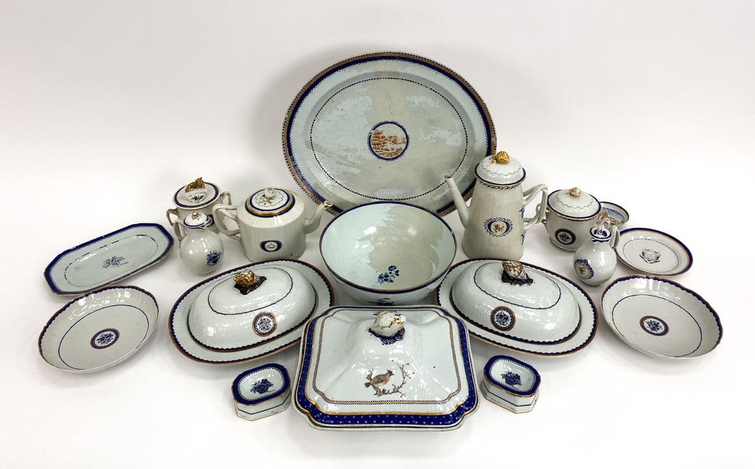 ANTIQUE CHINESE EXPORT PORCELAIN GROUPING (1 of 20)