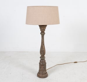 PAINT DECORATED WOODEN COLUMN LAMP