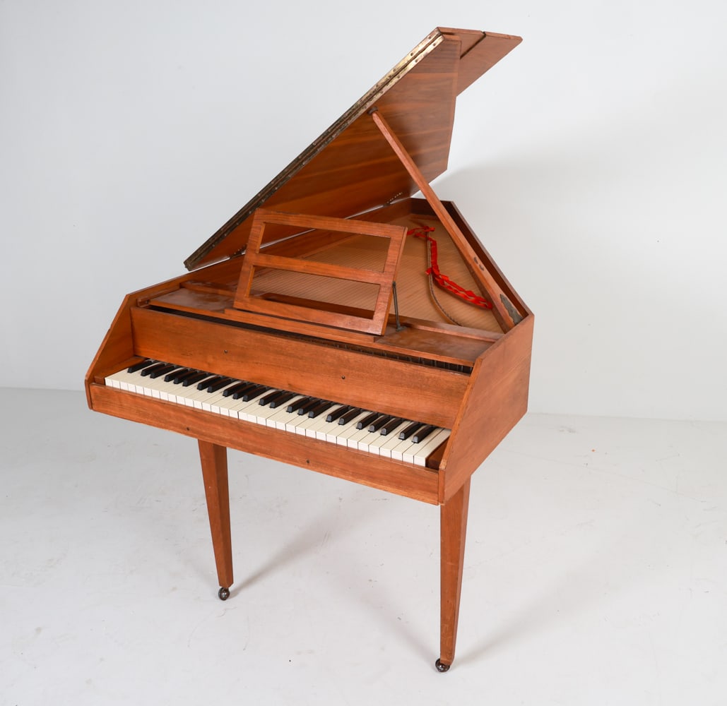 ZUCKERMANN WALNUT HARPSICHORD (1 of 15)